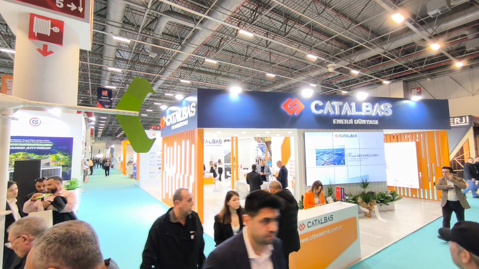 Mest Mimarlık - Fuar Projelerimiz - catalbas-elektrik-solarex-fuari