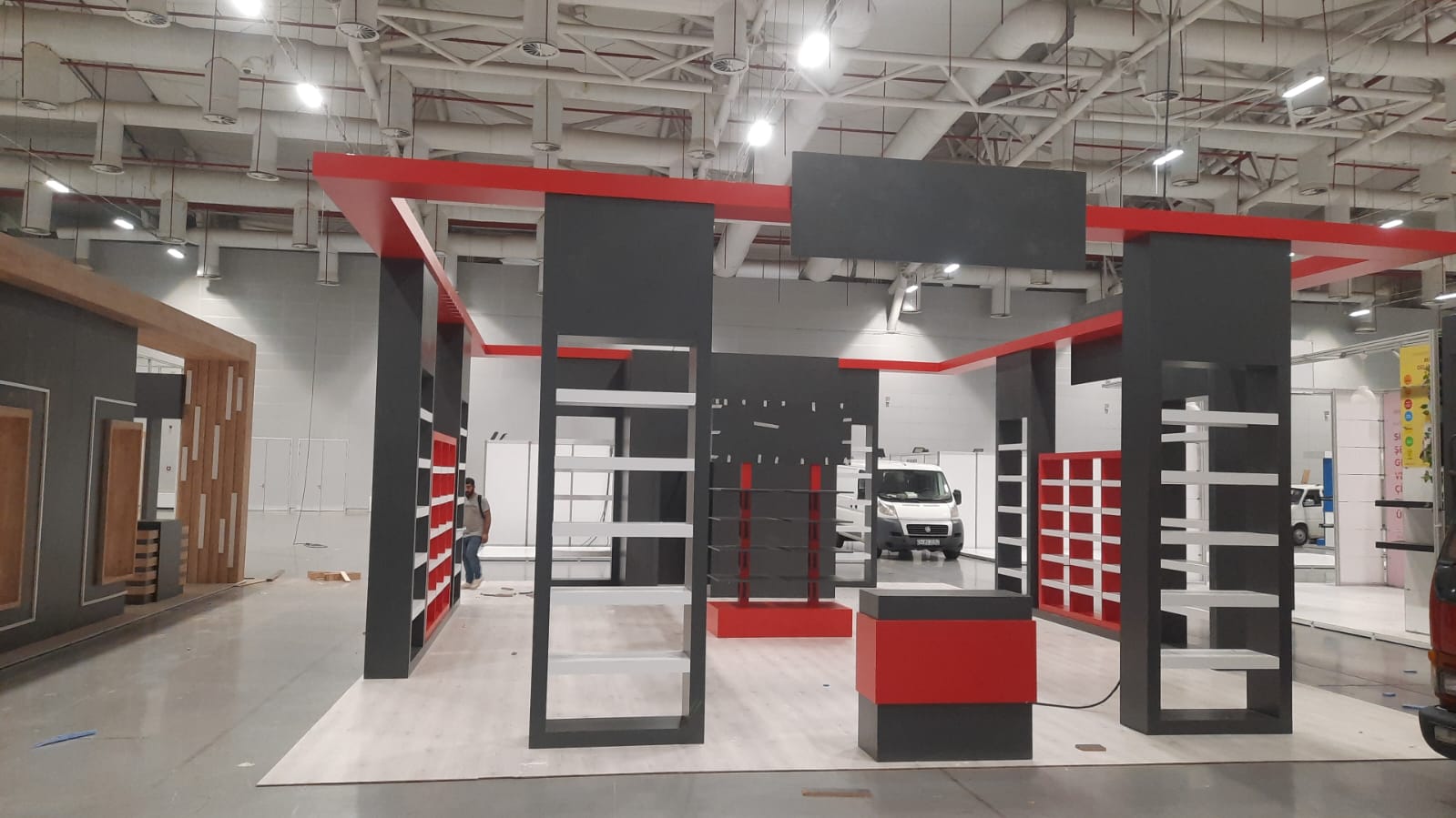 ahsap-fuar-stant-tasarimi-varanlar-group