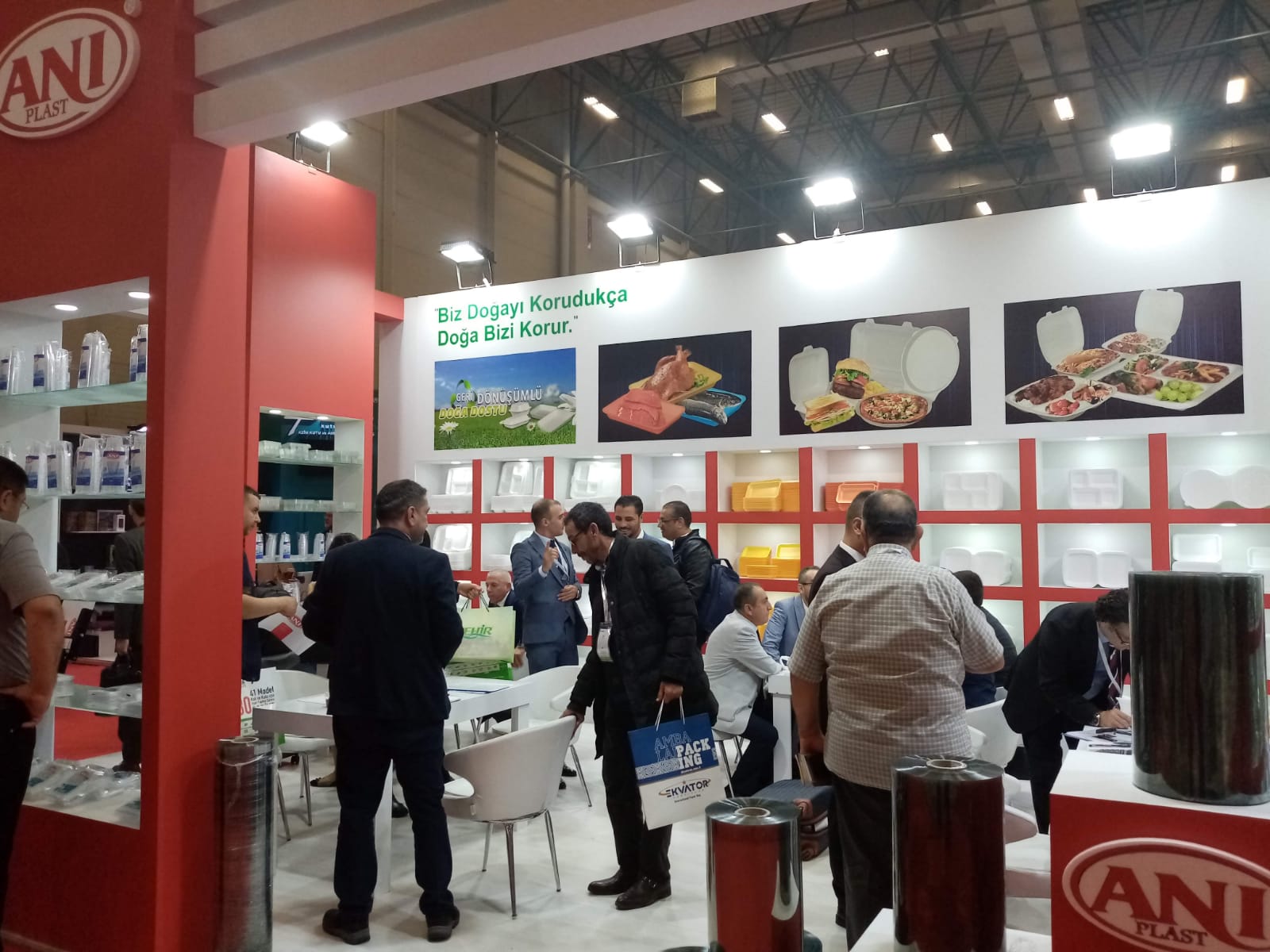 ambalaj-fuari-ahsap-fuar-stant-tasarimi